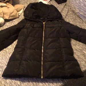 KARL LAGERFELD HOODED BLK PUFFER COAT W/BOW TRIM SLEEVES SMALL